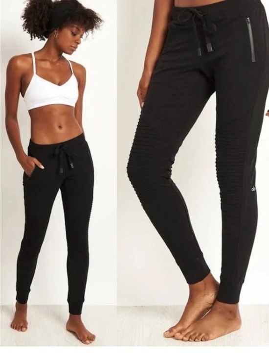 ALO Yoga Pants - Alo moto jogger sweatpants black Sz Small